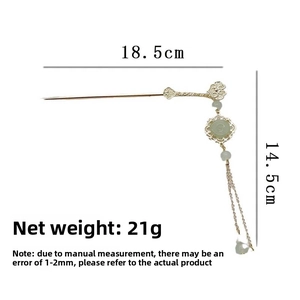 Vue détaillée de l'épingle à cheveux vintage de 18,5cm avec franges de 14,5cm et dimensions
