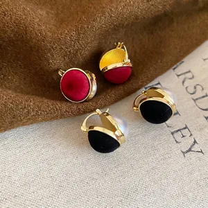 Vintage flocked pearl hoop earrings in red and black-white patchwork for autumn style