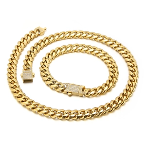 Ensemble collier et bracelet cubain doré avec zircons étincelants sertis par CNC