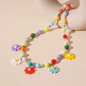 Colorful acrylic flower beaded choker necklace with vibrant resin beads for summer style