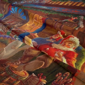 Detaillierte Makroansicht des Retro-Weihnachtsmanns auf gewebtem Textilstoff