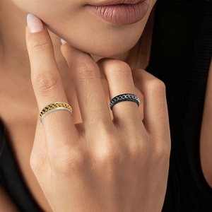 Neutral 6mm stainless steel spinner rings with gold and silver chain designs for couples