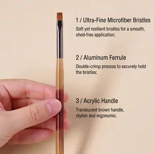 Kit pinceaux nail art professionnels avec poils microfibres et manche acrylique ambré