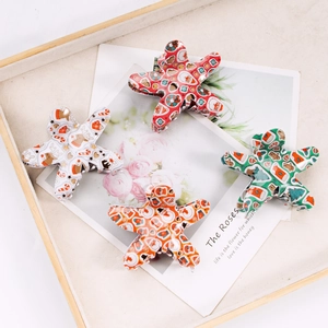 Christmas Star Hair Claw Clips Santa Snowman Reindeer Pattern Plastic Festive Holiday Headwear For Women Girls