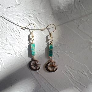18K gold stainless steel earrings featuring turquoise beads and moon star pendants