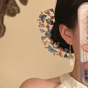 Épingle à cheveux chinoise élégante avec papillon, fleurs, perles et finition émail
