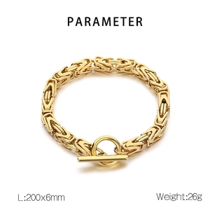 Detail view of 6mm golden Byzantine chain bracelet with toggle clasp and size specs