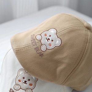 Béret mignon pour bébé avec broderie Sweet Bear en coton kaki et beige pour enfant