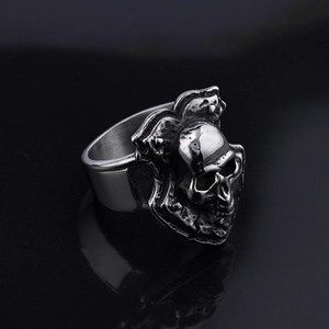 Retro punk skull shield ring in silver stainless steel with a gothic biker aesthetic