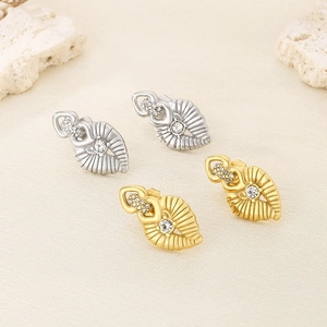 French style heart earrings with crystals in gold and silver finish on textured stones