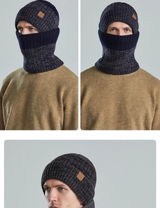Winterset met gebreide muts en nekwarmer in marineblauw en grijs gemêleerd