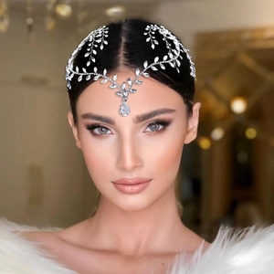 Bridal Forehead Chain Headband Alloy Rhinestone Crystal Leaf Vine Design Teardrop Pendant Handmade Wedding Hair Jewelry