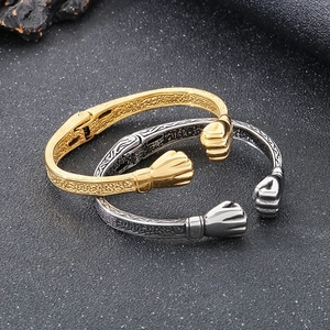 Bracciale rigido punk in acciaio inossidabile con pugni da boxe in oro e argento