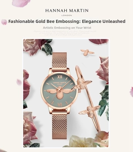 Détail de la montre en maille or rose avec cadran abeille 3D et bracelet abeille assorti