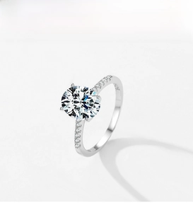 Close-up of sparkling round-cut zircon on S925 sterling silver ring with 925 hallmark