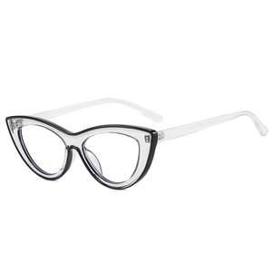 Cat-Eye Blaulichtfilter Brille mit schwarzem und transparentem TR90 Rahmen