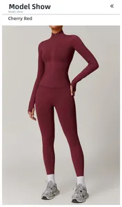 Eng anliegendes, nahtloses Yoga-Set in Kirschrot mit Reißverschlussjacke und Leggings