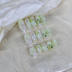Handmade Press On Nails Light Green Gradient 3D Flower Artificial Pearl Butterfly Elegant Forest Style Coffin False Nails Set For Women