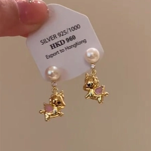 Elegant 925 silver stud earrings featuring white pearls and pink unicorn pendants