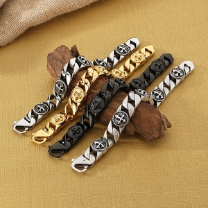 Bracelets rétro en acier pour hommes avec pendentifs croix en finitions argent et or