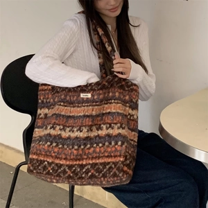 Ethnic knit tote bag featuring large capacity and geometric patterns for casual use