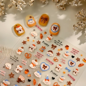 Süße Welpen und Herz Nagelsticker mit warmen orangen Hundeschleifenmustern für Nailart