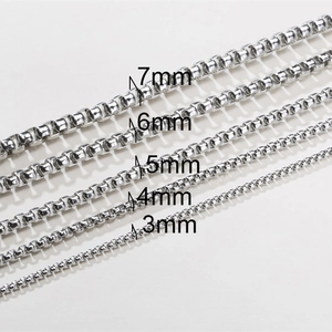 Comparaison des tailles de chaînes box en titane de 3mm, 4mm, 5mm, 6mm et 7mm de large