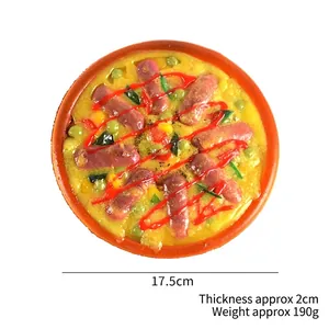 Realistic 17.5cm pizza model with sausage and vegetable toppings for window display