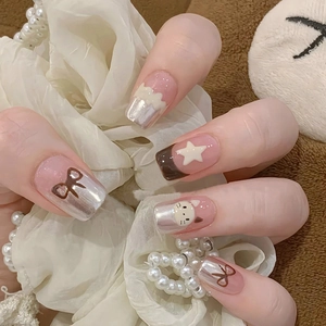 Kurze Quadratische Runde Künstliche Nägel Süßes Katzenbogen Sternmuster Creme Rosa Braun Süße Kawaii Falsche Nägel