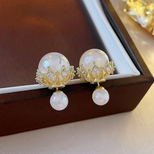 Elegant Crown Artificial Pearl Stud Earrings For Women Gold Plated Alloy Zircon Front Back With Silver Earring Post Vintage Style