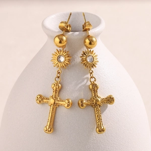 Boucles D'oreilles Puce Croix Acier Inoxydable Plaqué Or 18K Soleil Étoile Zircon Bijoux Rétro Pour Femme