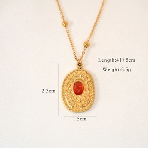 French vintage gold pea necklace details with 41+5cm length and red gemstone pendant