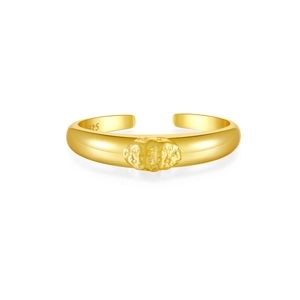 Adjustable S925 sterling silver ring in gold finish with irregular relief texture