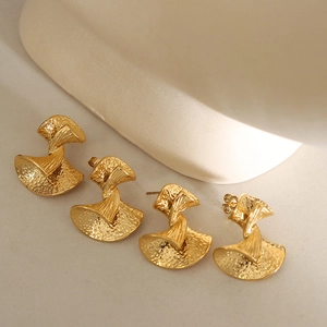 French vintage style stainless steel earrings with fan-shaped embossed gold texture