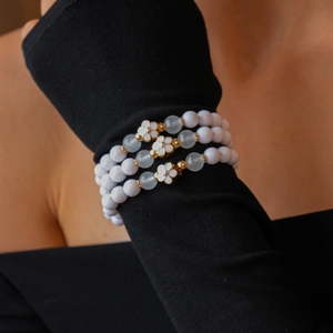 Acrylic Beaded Bracelet With Enamel Flower Charm Elastic Elegant Fashion Minimalist Jewelry For Women