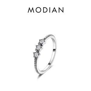 Minimalist S925 sterling silver star ring featuring three cubic zirconia stars and beaded band