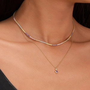 Collana a doppio strato in argento 925 con zirconi colorati e ciondolo viola fine