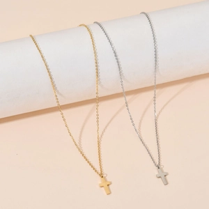Colliers avec pendentif croix en acier inoxydable plaqué or 18 carats et argenté