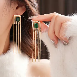 Vintage Emerald Green Square Zircon Tassel Dangle Earrings With Silver Earring Post Copper Luxury Jewelry For Women
