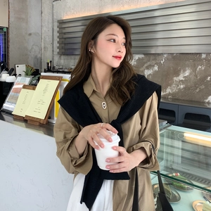 Chic long hooded scarf shawl in thick knit for autumn and winter fashion style