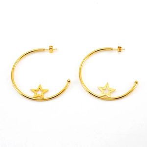 Fashionable gold stainless steel hoop earrings with hollow star pendants for women