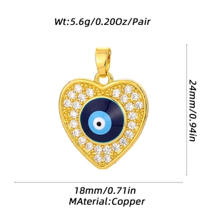 Detailed size and weight specs for the golden heart evil eye pendant in copper
