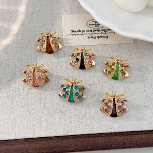 Fashion Alloy Rhinestone Ladybug Beetle Brooch Personalized Animal Pin For Women Clothes Decoration Accessories Jewelry