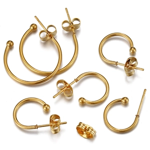 Three pairs of 18k gold plated stainless steel C-shaped hoop earrings in graduated sizes