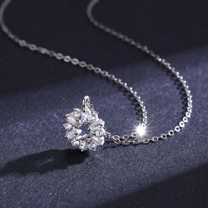 Sparkling S925 sterling silver flower pendant necklace with brilliant cubic zirconia gems