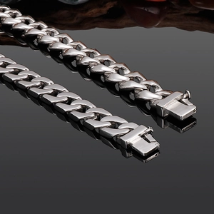 Collana a catena cubana in acciaio inossidabile argento per uomo con chiusura a scatola lucida