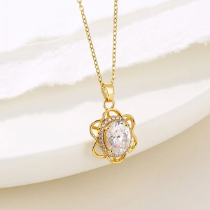Collier Pendentif Tournesol En Acier Inoxydable Couleur Or Zircon Cristal Chaîne Clavicule Pour Femmes Bijoux Élégants