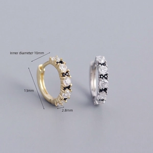 S925 silver hoop earrings with two-tone cubic zirconia in gold and silver finish
