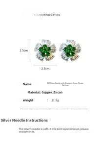 Détails des boucles d'oreilles fleurs vert émeraude avec tige en argent 925 et dimensions