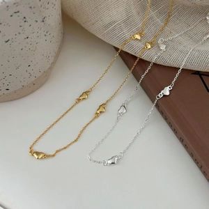 Minimalist 925 sterling silver heart chain necklace in gold and silver finishes